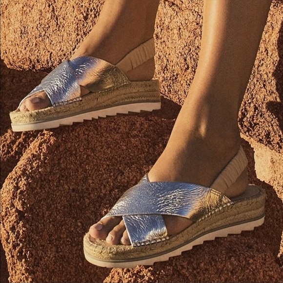 Marc Fisher LTD Pella Espadrille Platform Sandal Metallic Silver 7 - Picture 4 of 8